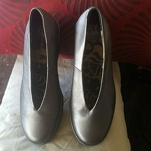 Fly London wedge